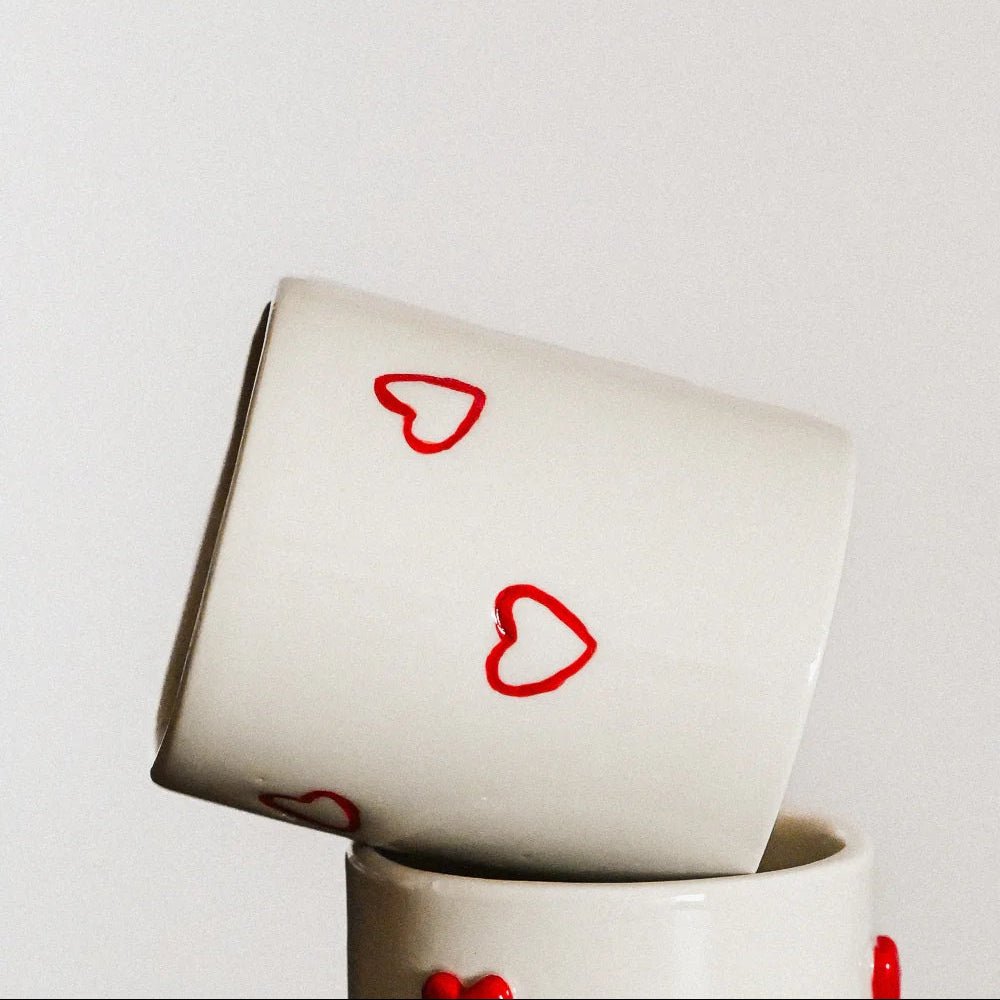 THE LOVE HEART CERAMIC MUG