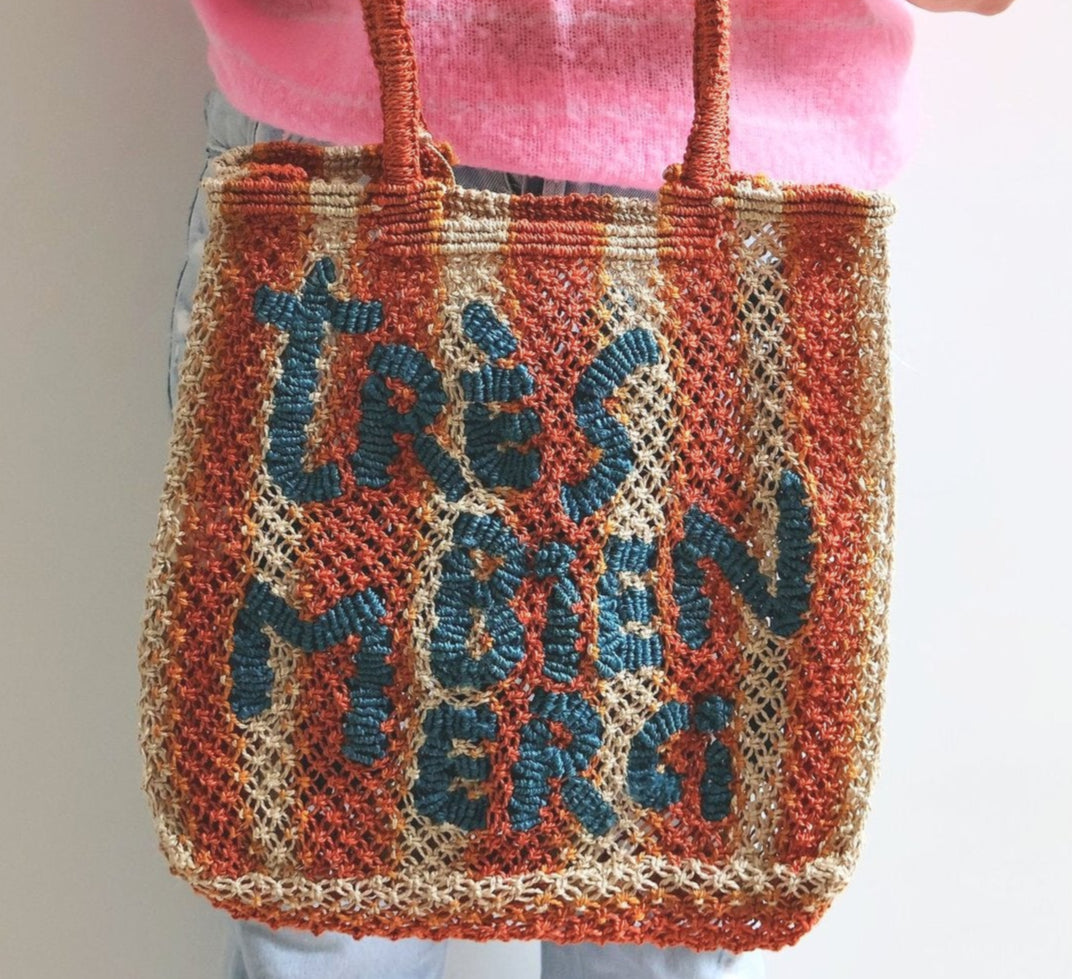 THE JACKSONS LONDON JUTE BAG . TRES BIEN MERCI . IN ORANGE/PEACH/NATURAL WITH OCEAN