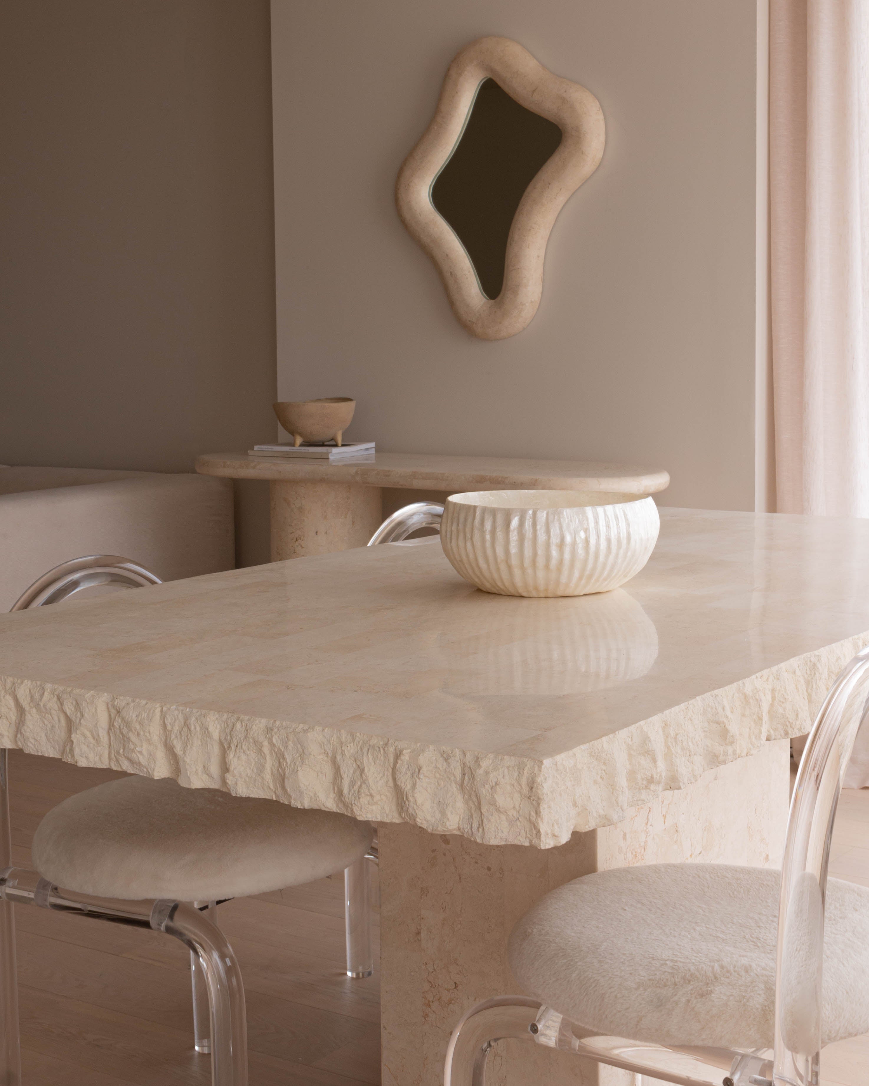 LA VIA DINING TABLE ~ EN GOLD