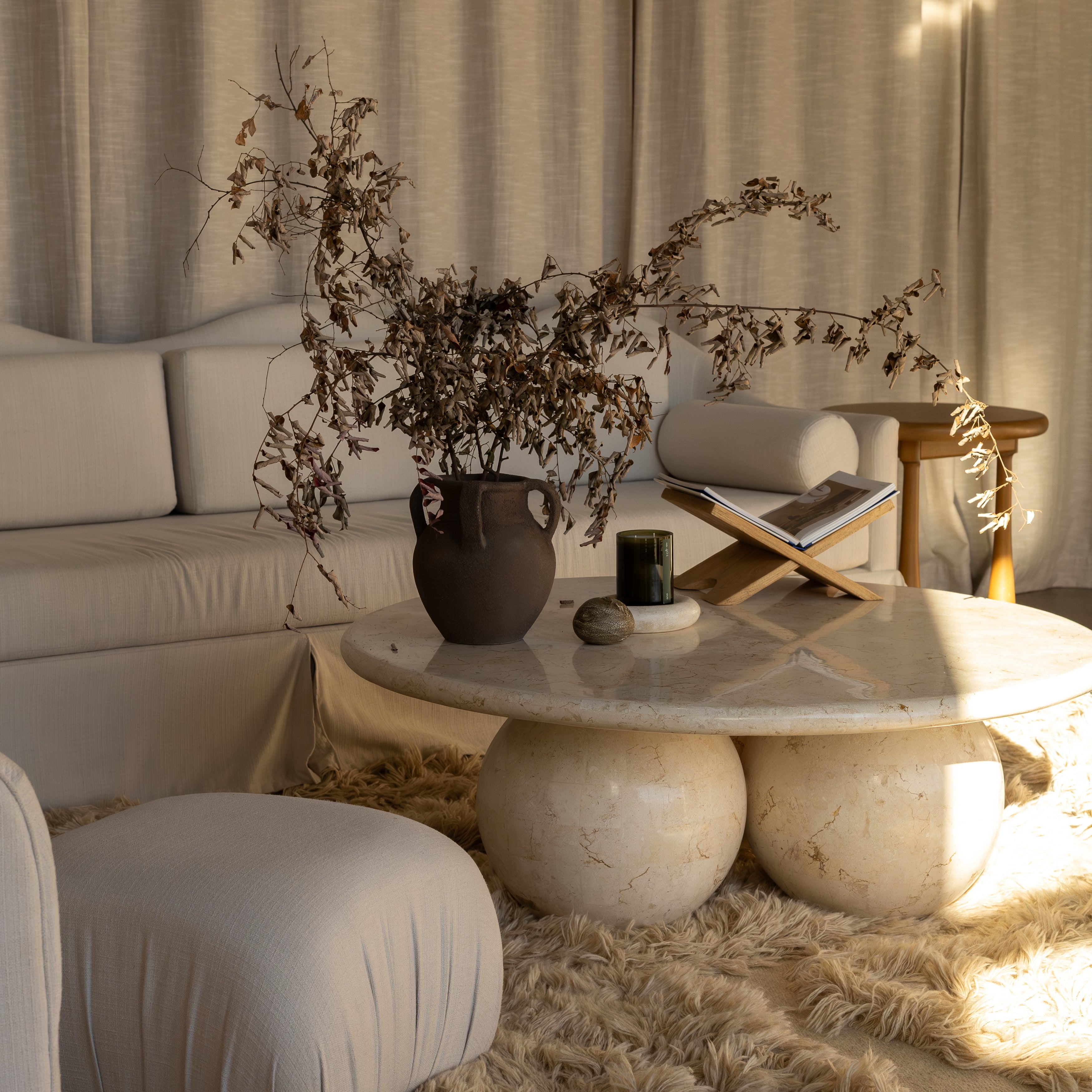 MIRO COFFEE TABLE ⁓ EN GOLD