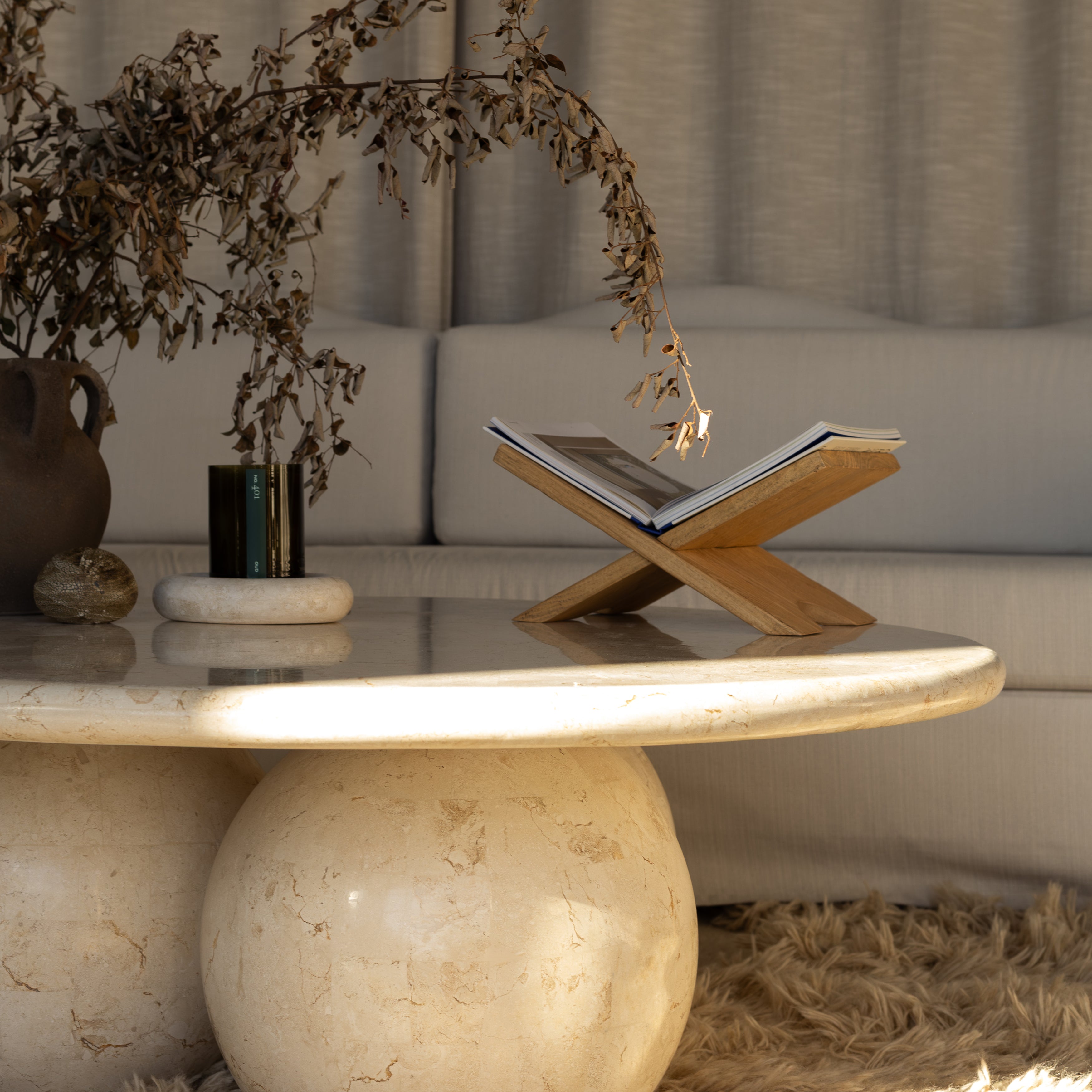 MIRO COFFEE TABLE ⁓ EN GOLD