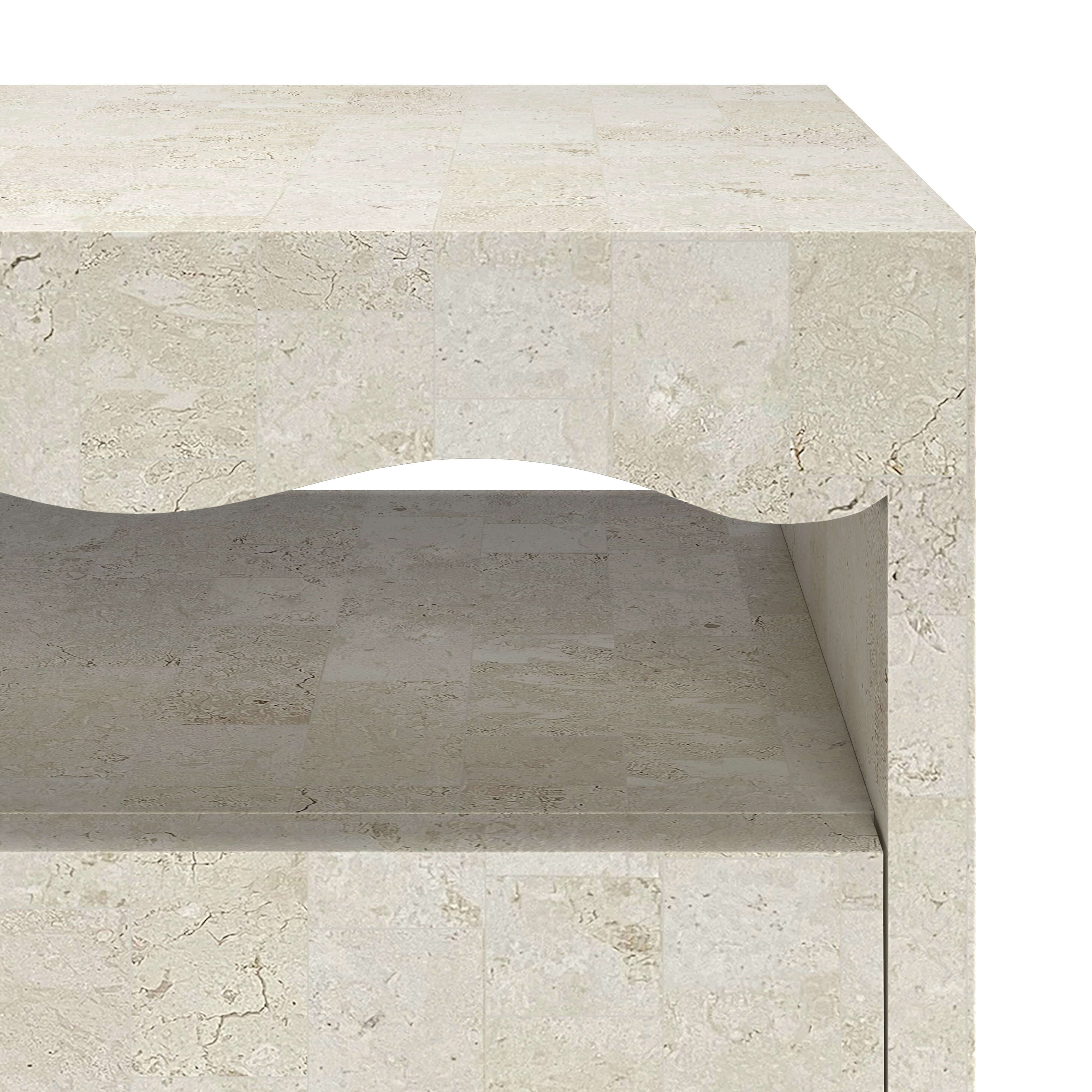 MALUMO SIDEBOARD ~ EN GOLD