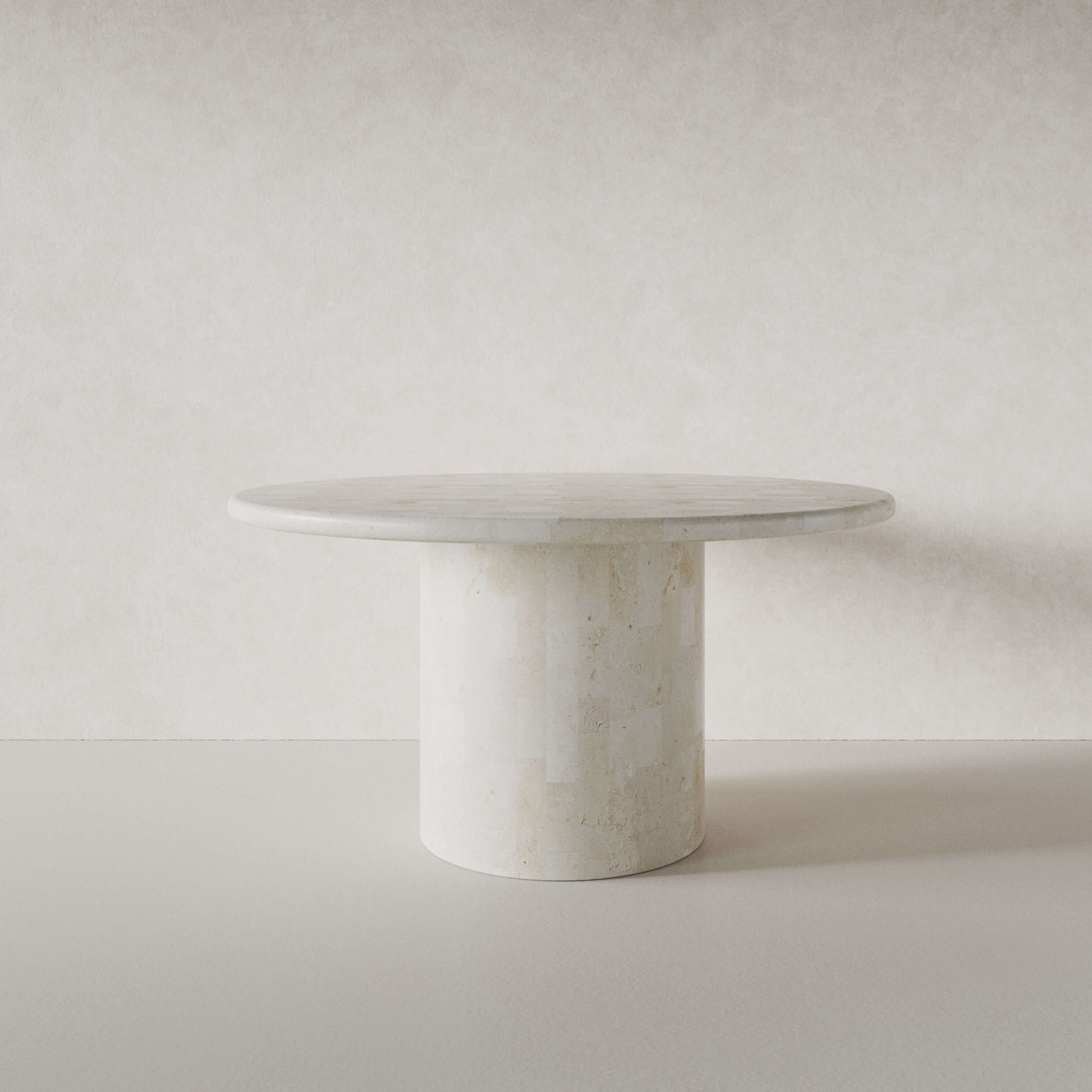 PARADIS ROUND DINING TABLE | SPANISH BEIGE MARBLE ⁓ EN GOLD