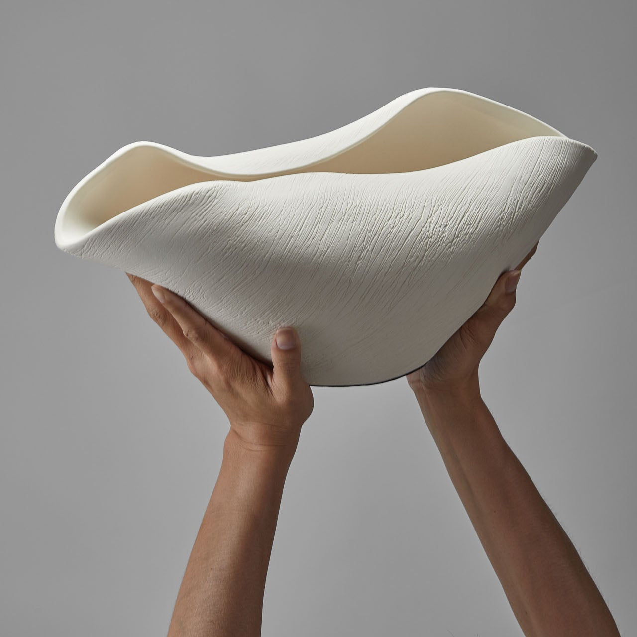 COSSE BOWL IVORY ~ LARGE