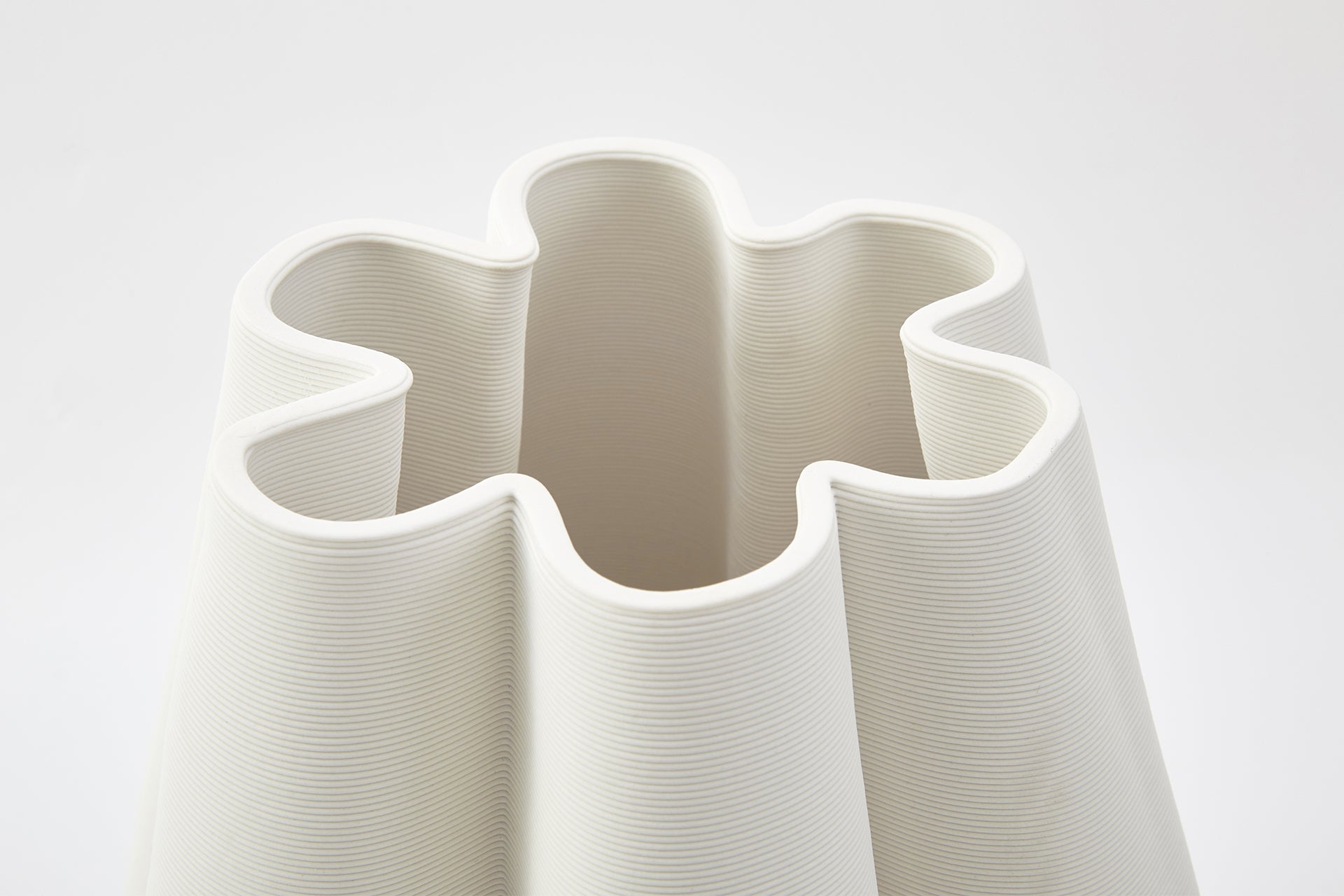 LA MER VASE IVORY - SMALL
