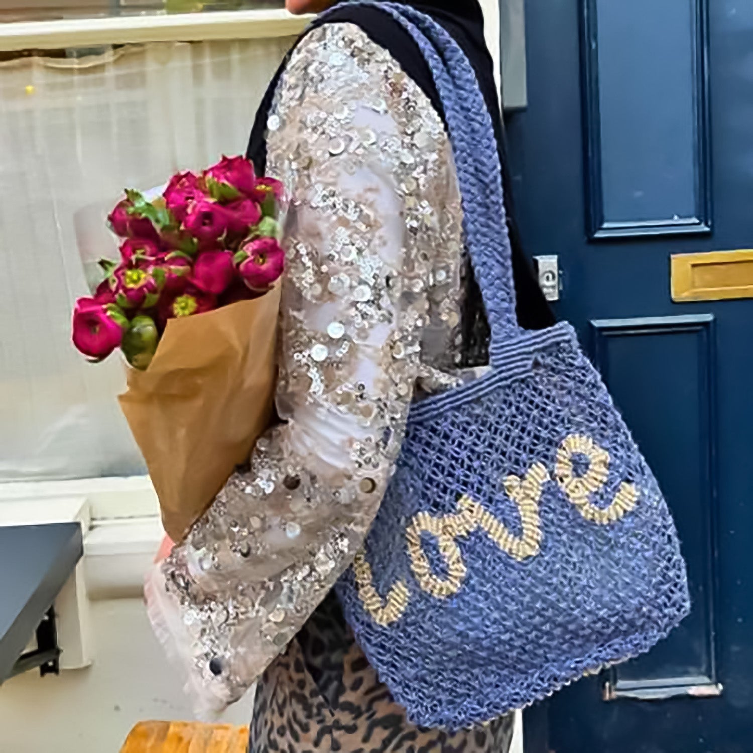 THE JACKSONS LONDON JUTE BAG . LOVE . IN BLUE PEBBLE WITH NATURAL