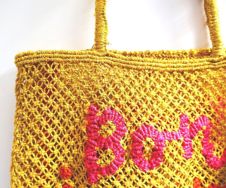 THE JACKSONS LONDON JUTE BAG . BONJOUR . IN YELLOW WITH PINK/GINGER