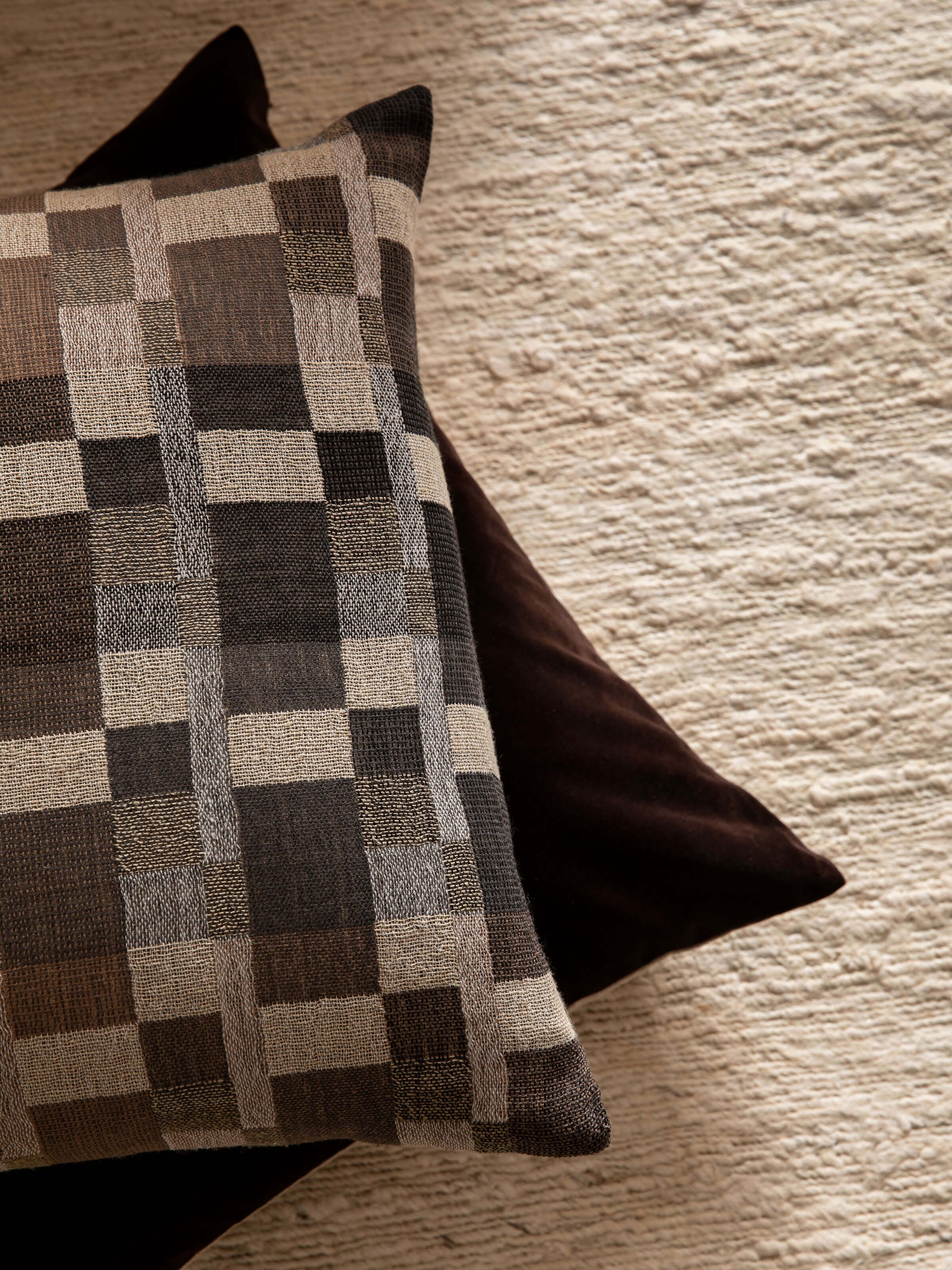 ETRO VELVET CUSHION IN CHOCOLATE ~ L&M HOME