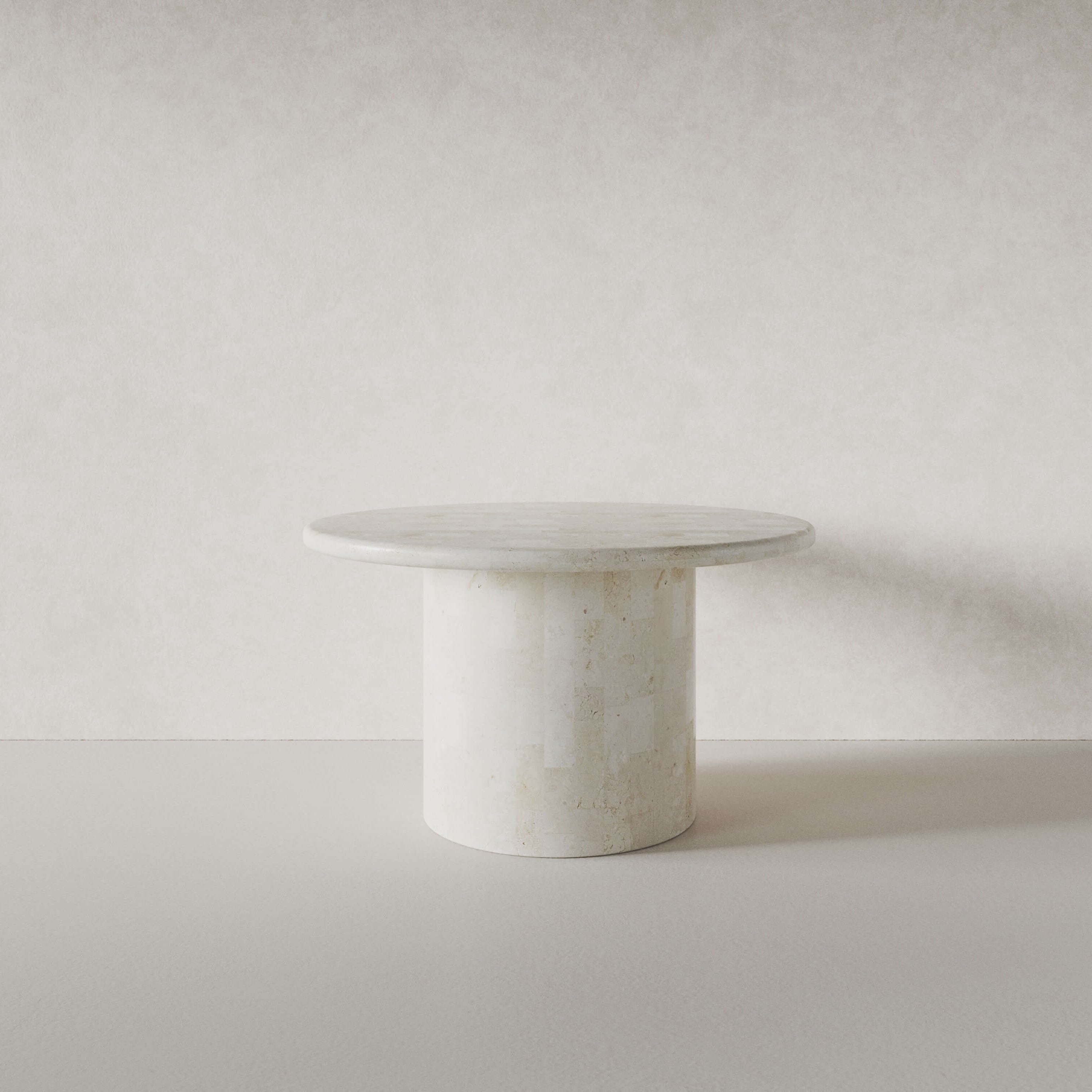 PARADIS ROUND DINING TABLE | SPANISH BEIGE MARBLE ⁓ EN GOLD