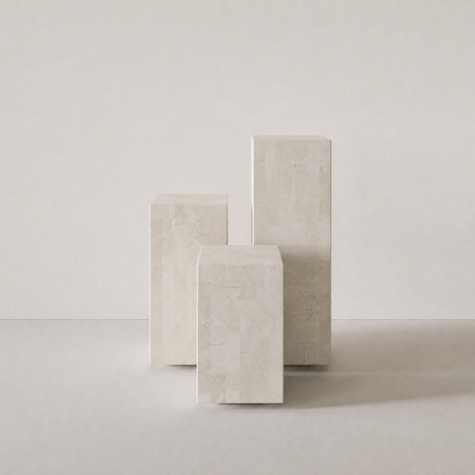 SPANISH BEIGE MARBLE PLINTH | MEDIUM ⁓ EN GOLD