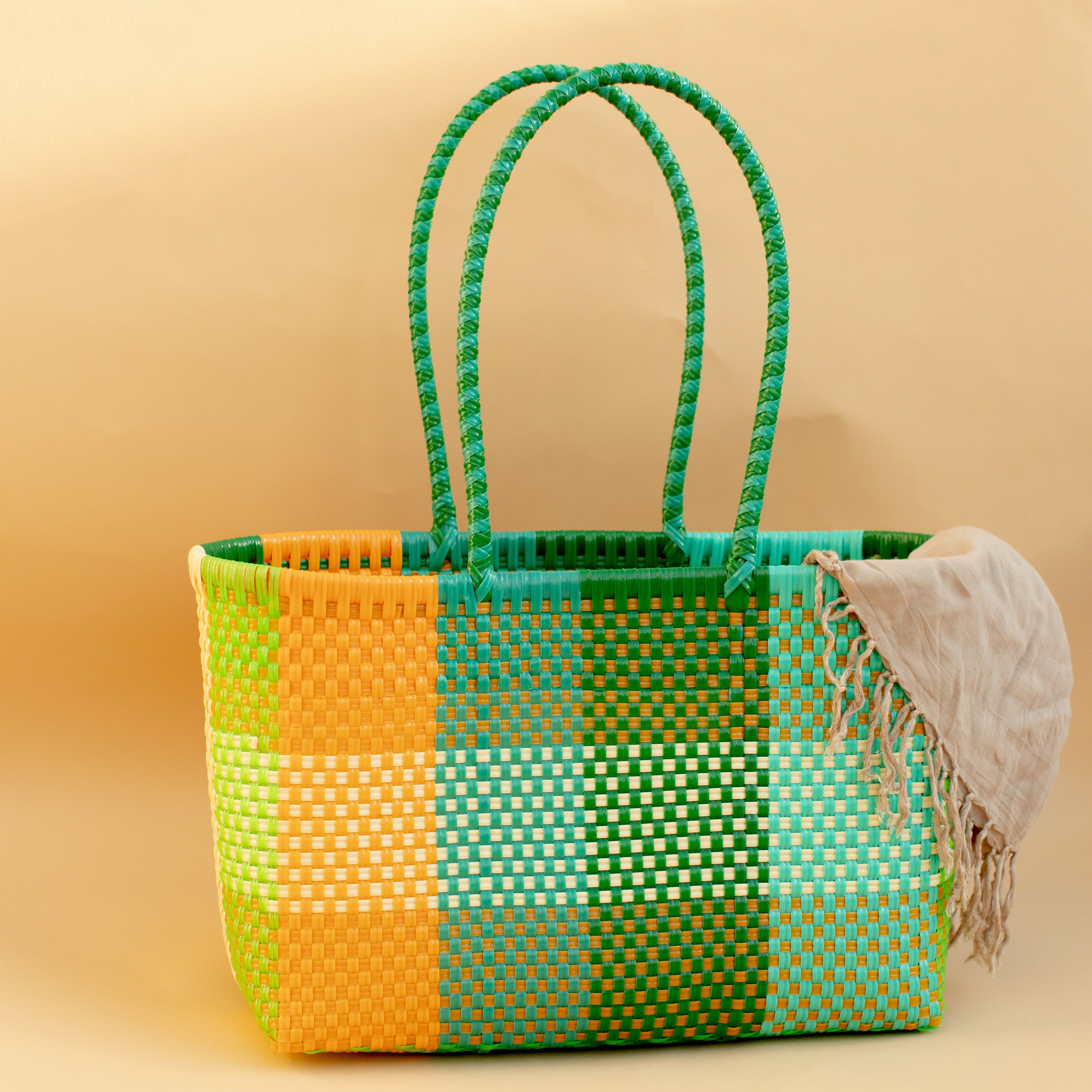 SEASIDE WOVEN TOTE