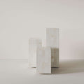 FOSSIL STONE PLINTHS ⁓ EN GOLD